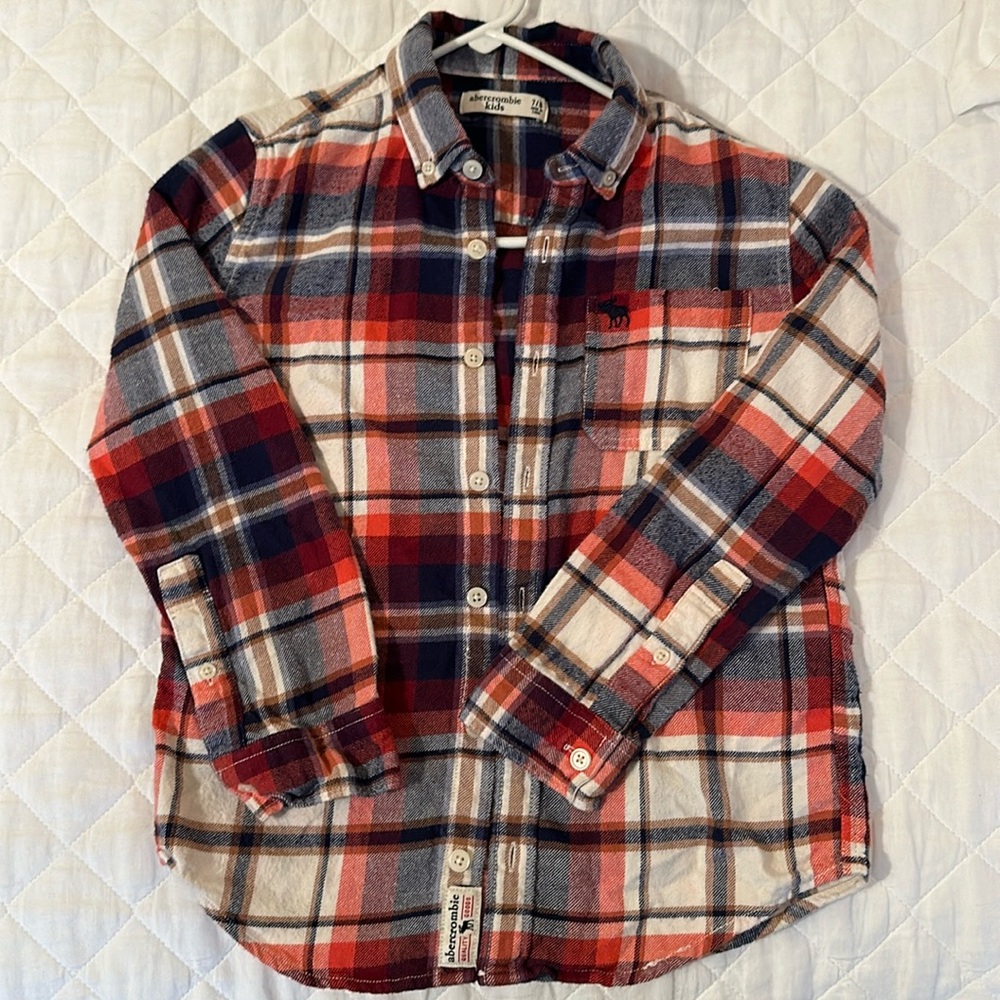 Excellent condition! Wore for Thanksgiving & family photos